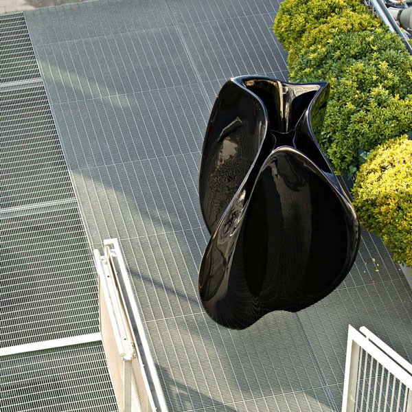 Pot Flow LaquéNoir Serralunga JardinChic Pot Flow LaquéNoir Serralunga JardinChic