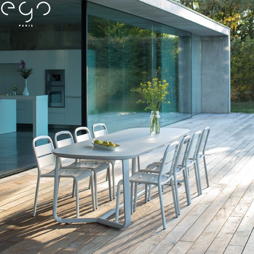 Table de Repas Marumi Large Gris Caméléon / Blanc Nacré Finition sur demande EGO Paris Jardinchic Table de Repas Marumi Large Gris Caméléon / Blanc Nacré Finition sur demande EGO Paris Jardinchic